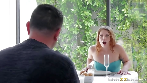 Married girl gets fucked in the forest