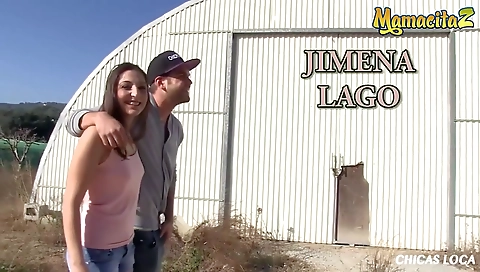 Shemal salivating white chick fucked by two