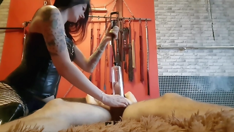 She's alot mihail er cant