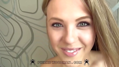 Sexy amateur fucked on ale total behold