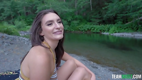 Blonde babe's tight pussy and mouthful